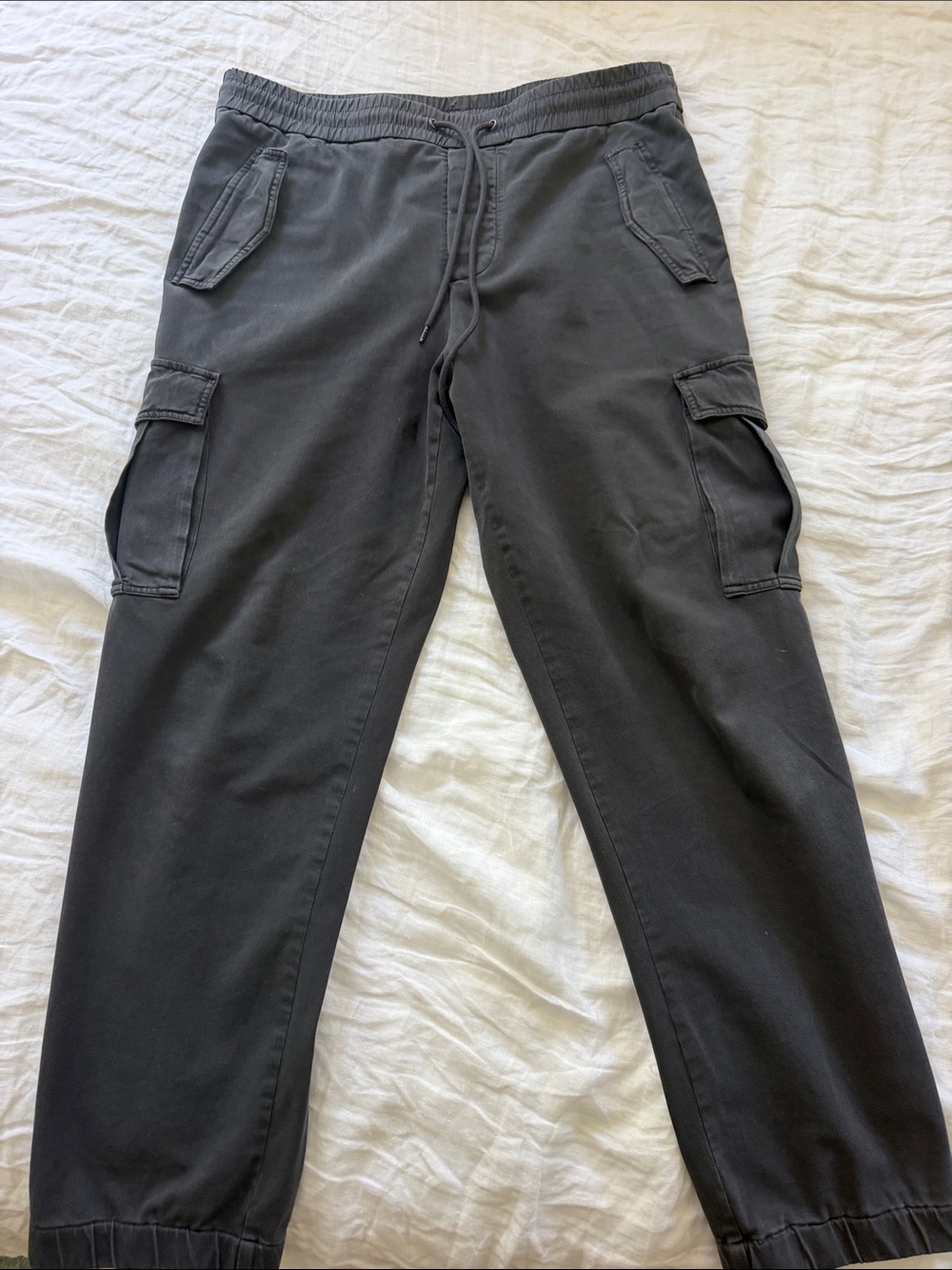 James Perse Men's Black Cargo Joggers